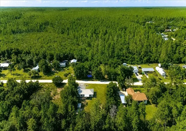 Photo 38 of Single family home for sale at 21875 NE 135th Lane, FORT MC COY, FL 32134 | MLS# OM730230 | Listing updated on 2026-10-07