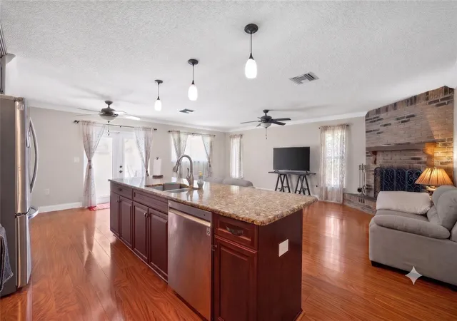 5th image of 1977 Citrus Hill Rd, Palm Harbor, FL 34683 | MLS# A4702781