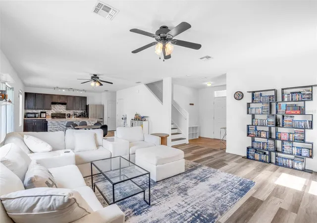 Photo 5 of Single family home for sale at 16610 Broadford Ln, Clermont, FL 34714 | MLS# O6432970 | Listing updated on 2026-08-29