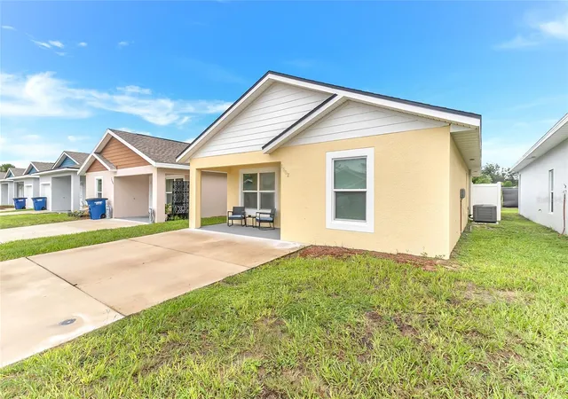 3rd image of 1502 Las Villas Blvd, Sebring, FL 33870 | MLS# O6432981