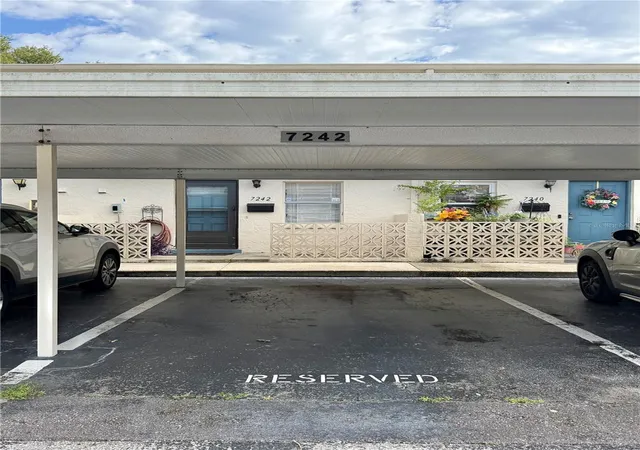 2nd image of 7242 Stone Haven Ct N #7242, Pinellas Park, FL 33781 | MLS# TB8538183