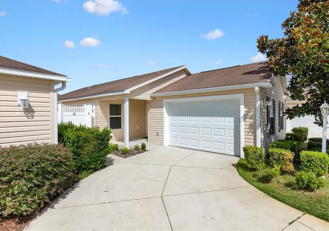 Photo 1 of Single family home for sale at 2192 Shanewood Ct, The Villages, FL 32162 | MLS# G5116383 | Listing updated on 2026-09-08