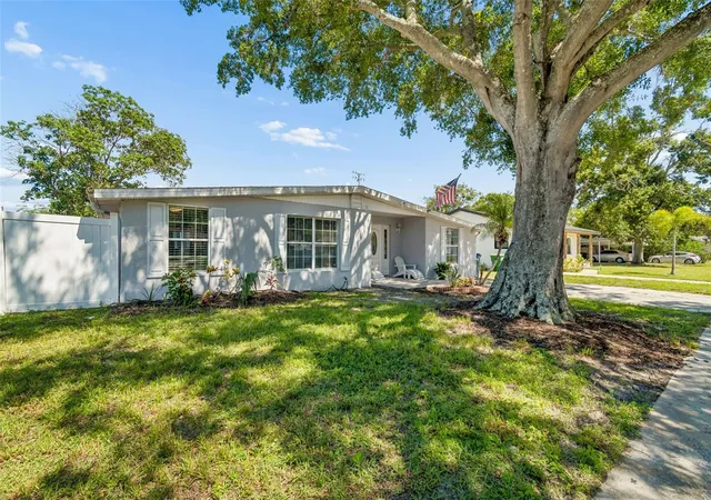 Photo 3 of Single family home for sale at 6330 S Renellie Ct, Tampa, FL 33616 | MLS# TB8538187 | Listing updated on 2026-09-24