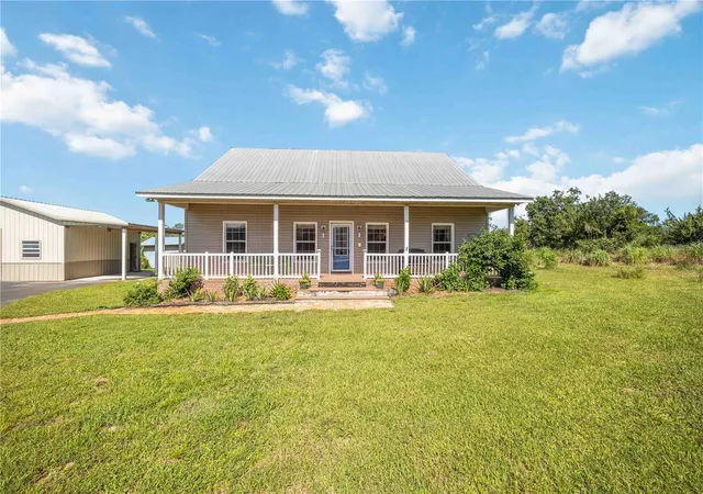 1st image of 2711 Snyder Rd, Sebring, FL 33870 | MLS# O6432998