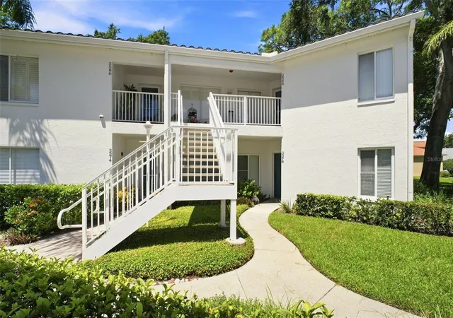 3rd image of 3588 Indigo Pond Dr #12, Palm Harbor, FL 34685 | MLS# TB8538204