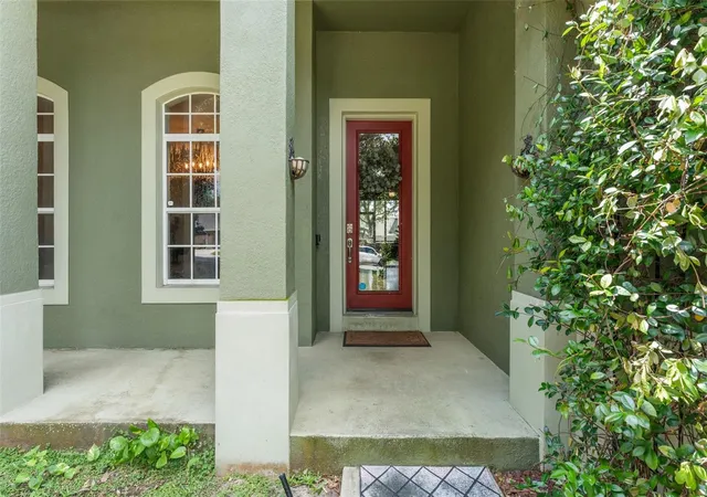 Photo 3 of Single family home for sale at 428 Shady Pine Ct, Minneola, FL 34715 | MLS# O6433014 | Listing updated on 2026-08-27