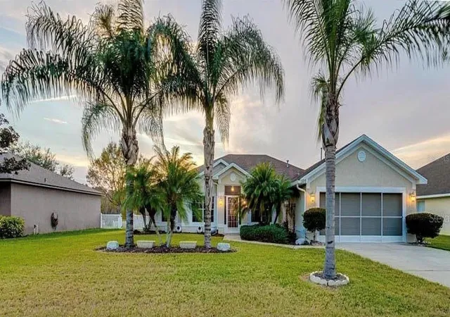 Photo 1 of Single family home for sale at 107 Sanderling Dr, Winter Haven, FL 33881 | MLS# O6433016 | Listing updated on 2026-08-14