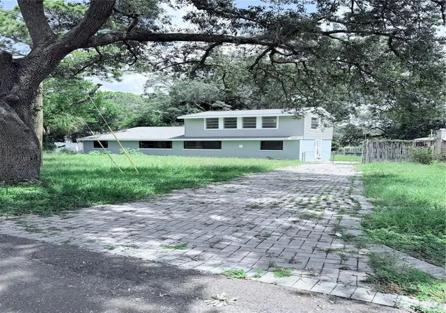 1st image of 10801 N Edison Ave, Tampa, FL 33612 | MLS# TB8538210