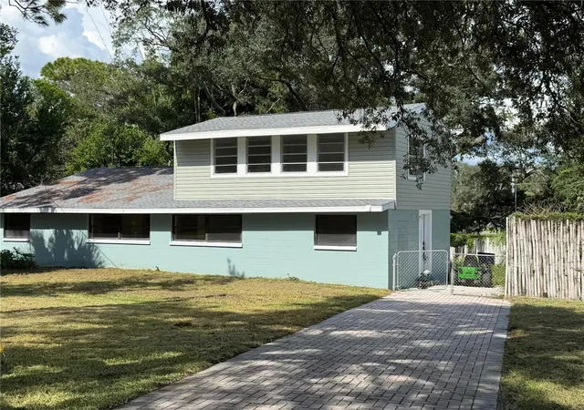 Photo 1 of Single family home for sale at 10801 N Edison Ave, Tampa, FL 33612 | MLS# TB8538210 | Listing updated on 2026-09-04
