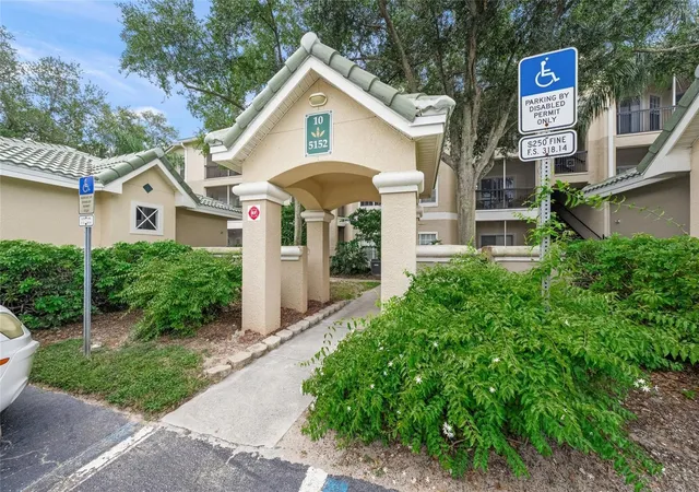 1st image of 5152 Northridge Rd #304, Sarasota, FL 34238 | MLS# A4702797