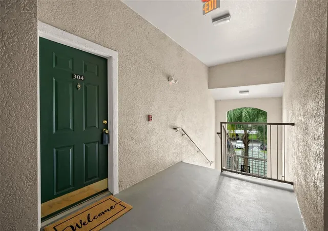 3rd image of 5152 Northridge Rd, Sarasota, FL 34238