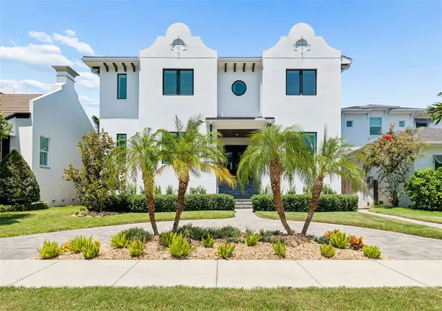 Photo 1 of Sale Pending at 2911 W Alline Ave, Tampa, FL 33611 | MLS# TB8538234 | Listing updated on 2026-08-29