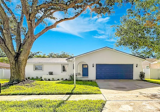 1st image of 1931 Valencia Wy, Clearwater, FL 33764 | MLS# O6433051