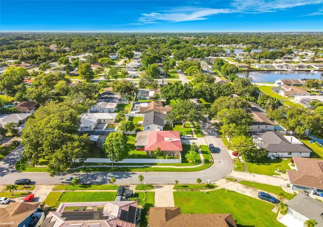 39th image of 1931 Valencia Wy, Clearwater, FL 33764 | MLS# O6433051