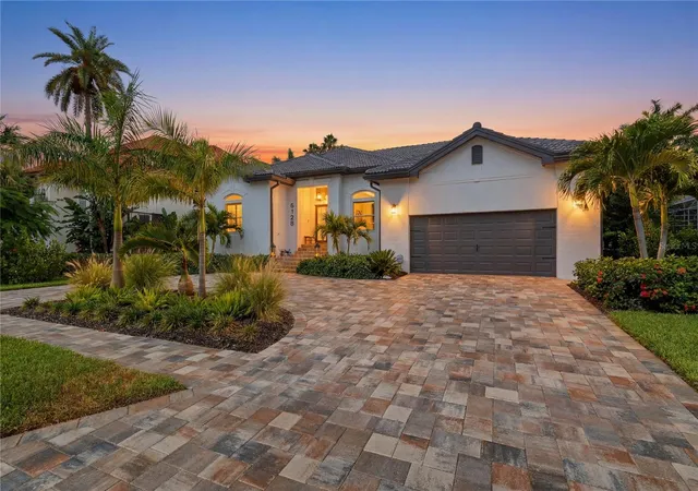 1st image of 6128 Pasadena Point Blvd, Gulfport, FL 33707 | MLS# TB8538253