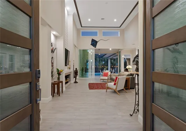 Photo 4 of Sale Pending at 1959 Hibiscus St, Sarasota, FL 34239 | MLS# A4702810 | Listing updated on 2026-08-14