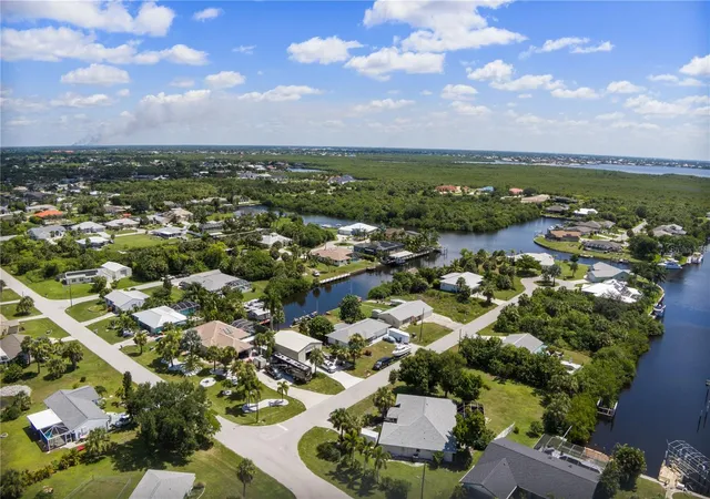 Photo 2 of Single family home for sale at 19154 New Haven Ct, Port Charlotte, FL 33948 | MLS# C7529521 | Listing updated on 2026-08-25