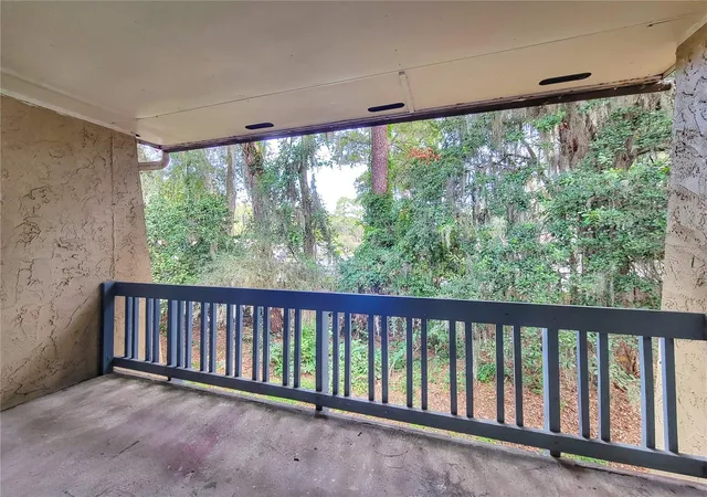 Listing Photo 2 - Condo for sale in building located at 2811 SW Archer Rd, GAINESVILLE, FL 32608 - Unit #Z242