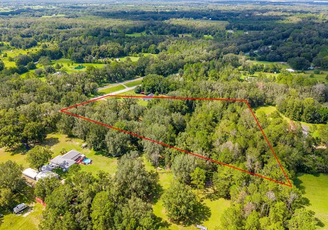 Photo 4 of Manufactured home for sale at 5301 NW County Rd 235, Alachua, FL 32615 | MLS# GC542691 | Listing updated on 2026-08-13