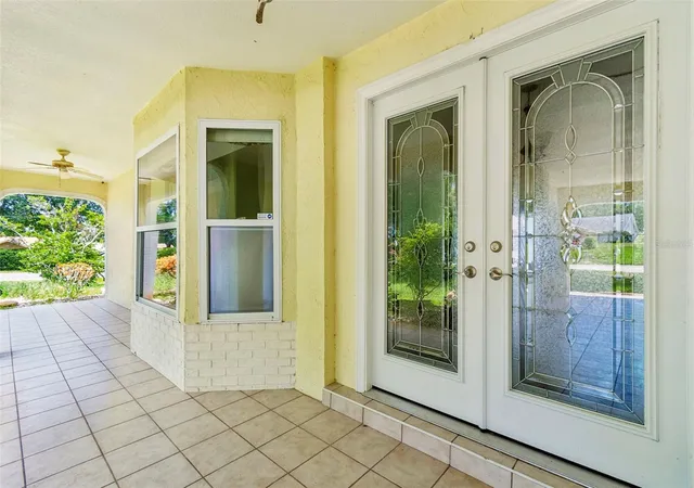3rd image of 1591 Longford Dr, Palm Harbor, FL 34684 | MLS# TB8538289