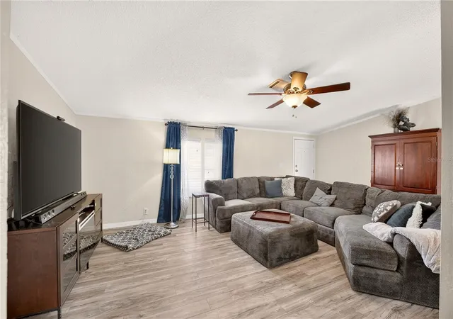 Photo 2 of Manufactured home for sale at 3560 Ne 71st Avenue, High Springs, FL 32643 | MLS# OM730271 | Listing updated on 2026-09-29