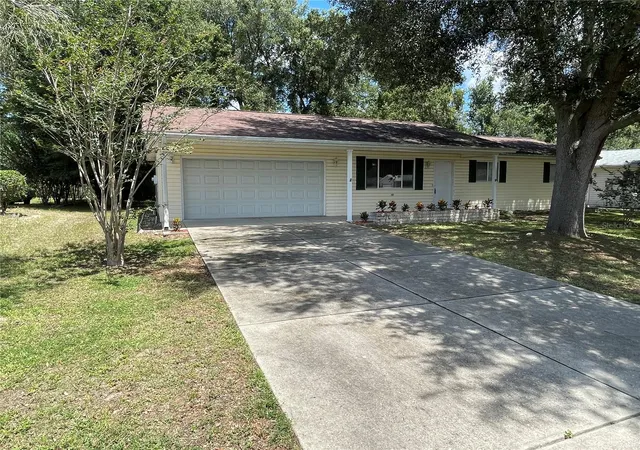 Photo 3 of Single family home for sale at 6081 Sw 63rd Street, Ocala, FL 34474 | MLS# OM730274 | Listing updated on 2026-08-22