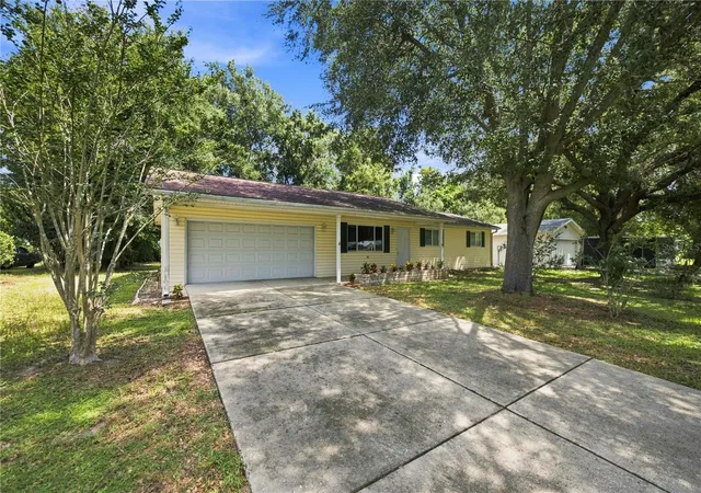 Photo 2 of Single family home for sale at 6081 Sw 63rd Street, Ocala, FL 34474 | MLS# OM730274 | Listing updated on 2026-08-22