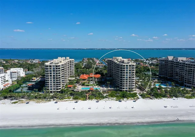 2nd image of 1241 Gulf Of Mexico Dr, Longboat Key, FL 34228