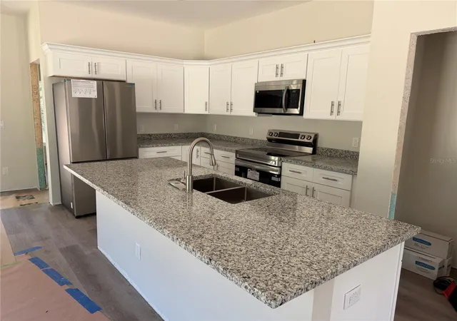 Photo 3 of Single family home for sale at 34281 Manuel St, Webster, FL 33597 | MLS# TB8538321 | Listing updated on 2026-10-08