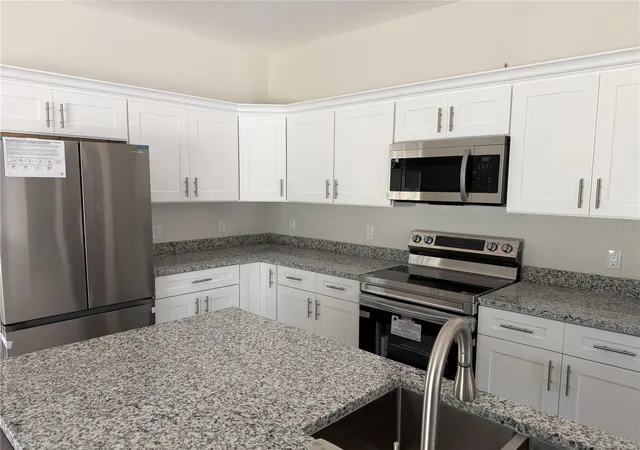 Photo 4 of Single family home for sale at 34281 Manuel St, Webster, FL 33597 | MLS# TB8538321 | Listing updated on 2026-10-08