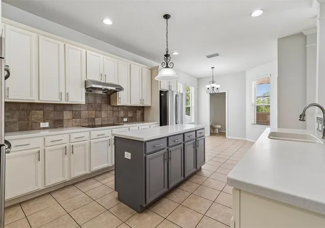 3rd image of 8523 Northton Groves Blvd, Odessa, FL 33556 | MLS# TB8538323