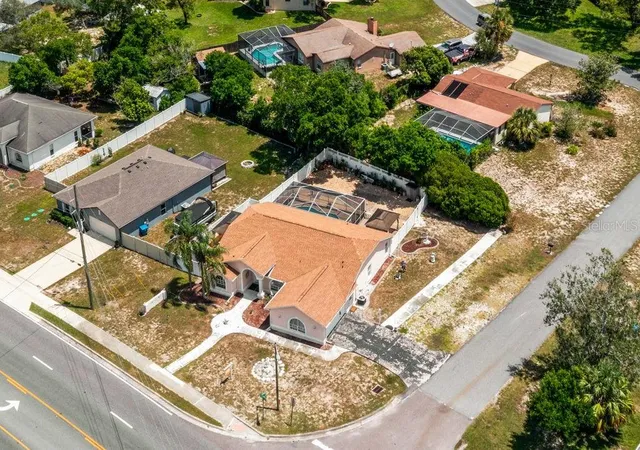 4th image of 11081 Fell St, Spring Hill, FL 34609 | MLS# G5116393