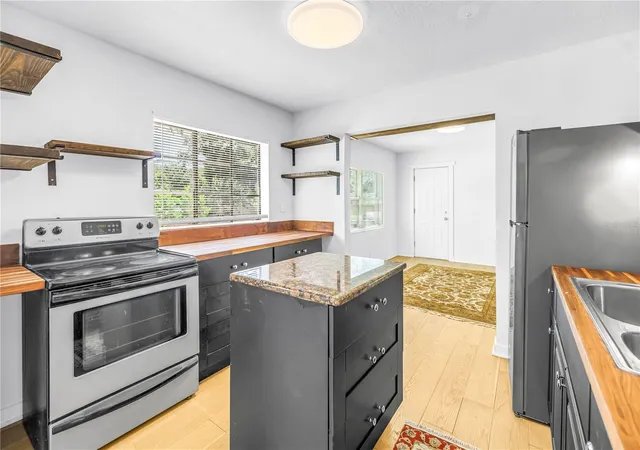 Photo 2 of Single family home for sale at 2000 27th Avenue N, Saint Petersburg, FL 33713 | MLS# TB8538325 | Listing updated on 2026-08-28