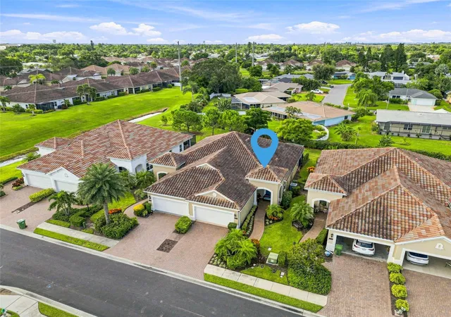 2nd image of 7201 Vista Bella Dr, Bradenton, FL 34209 | MLS# A4702834