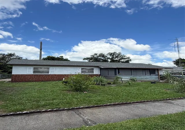 Photo 1 of Single family home for sale at 3305 Joe Louis Dr, Sarasota, FL 34234 | MLS# A4702839 | Listing updated on 2026-08-31