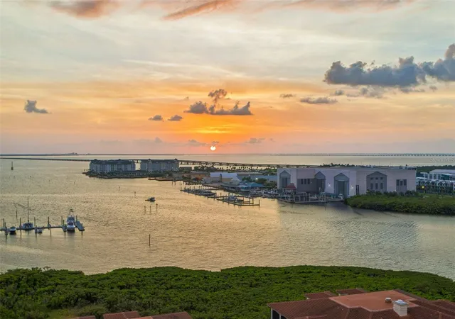 3rd image of 5823 Bowen Daniel Dr #1501, Tampa, FL 33616 | MLS# TB8538362