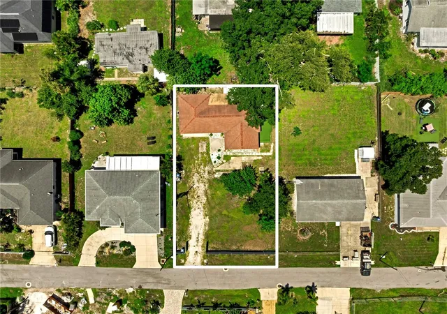 Photo 3 of Single family home for sale at 2839 Olympic St, Sarasota, FL 34231 | MLS# A4702845 | Listing updated on 2026-09-16