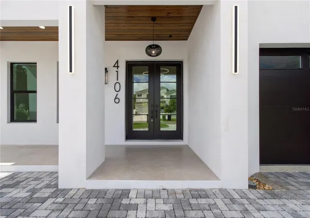 Photo 3 of Single family home for sale at 4106 W Neptune St, Tampa, FL 33629 | MLS# TB8538369 | Listing updated on 2026-10-20