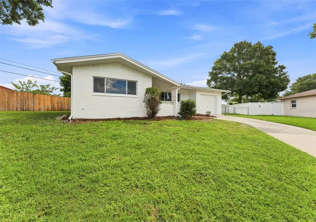5th image of 1773 London Ln, Clearwater, FL 33756 | MLS# TB8538383