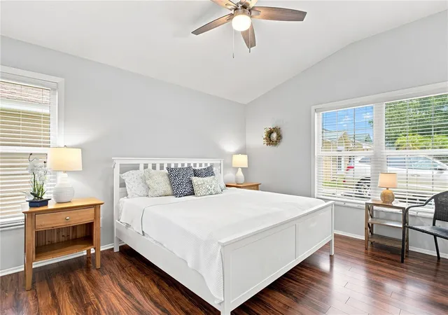 Photo 2 of Single family home for sale at 864 Franklin Cir, Palm Harbor, FL 34683 | MLS# TB8538394 | Listing updated on 2026-10-20