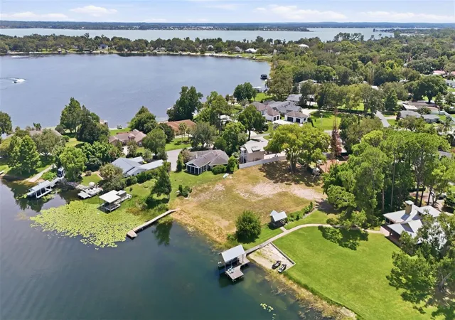 1st image of 1810 Pineway Ct, Mount Dora, FL 32757 | MLS# O6433159