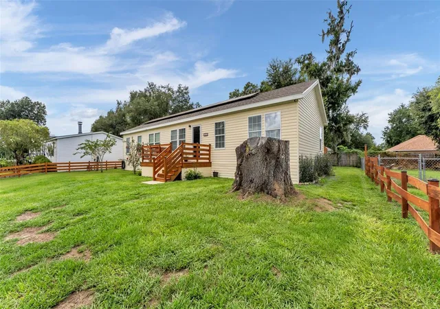 2nd image of 3734 Pioneer Trails Dr, Lakeland, FL 33810 | MLS# L4964248