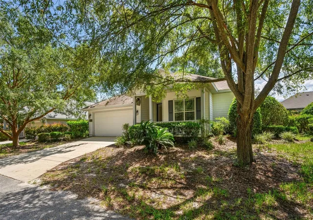 Photo 2 of Single family home for sale at 7652 Sw 85th Drive, Gainesville, FL 32608 | MLS# GC542704 | Listing updated on 2026-08-14