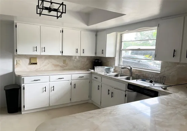 5th image of 230 Bay Meadow Rd, Longwood, FL 32750 | MLS# O6433179