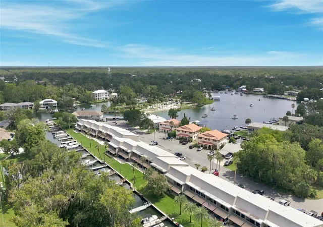 2nd image of 65 Bch Ln, CRYSTAL RIVER, FL 34429