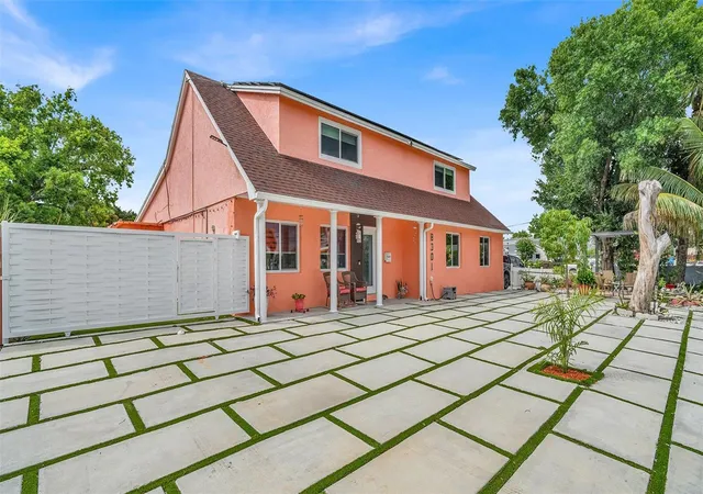 Photo 2 of Single family home for sale at 8301 Lopez Dr, Tampa, FL 33615 | MLS# TB8538445 | Listing updated on 2026-09-26