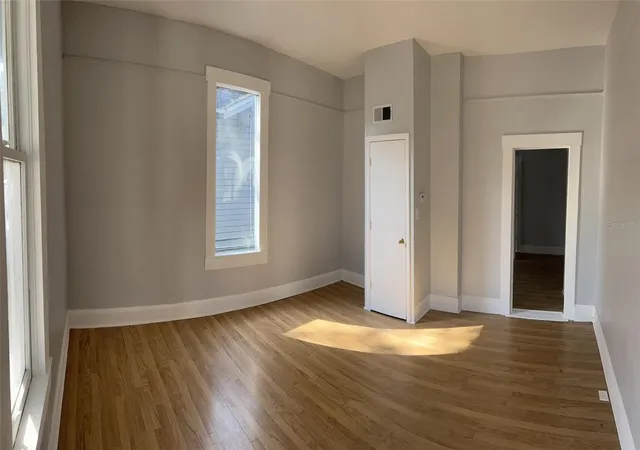 4th image of 901 Pennsylvania Ave, Lakeland, FL 33803 | MLS# O6433196