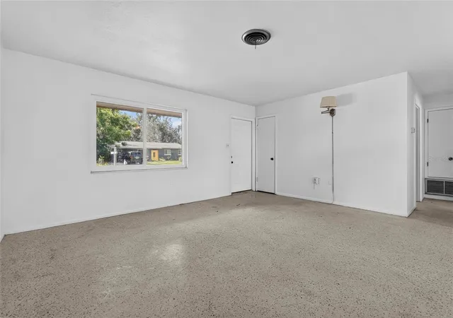 Photo 3 of Single family home for sale at 4923 Brookmeade Dr, Sarasota, FL 34232 | MLS# A4702860 | Listing updated on 2026-09-01