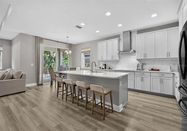 Photo 3 of Single family home for sale at 3541 Secluded Ct, Sarasota, FL 34240 | MLS# A4702861 | Listing updated on 2026-09-05