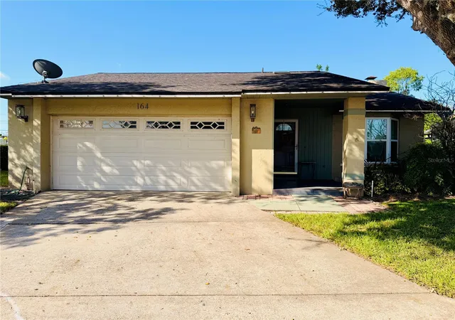 1st image of 164 Mayfair Ct, Sanford, FL 32771 | MLS# O6433202